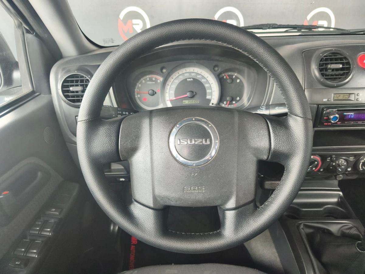 isuzu-d-max-2011-diesel-2499cc