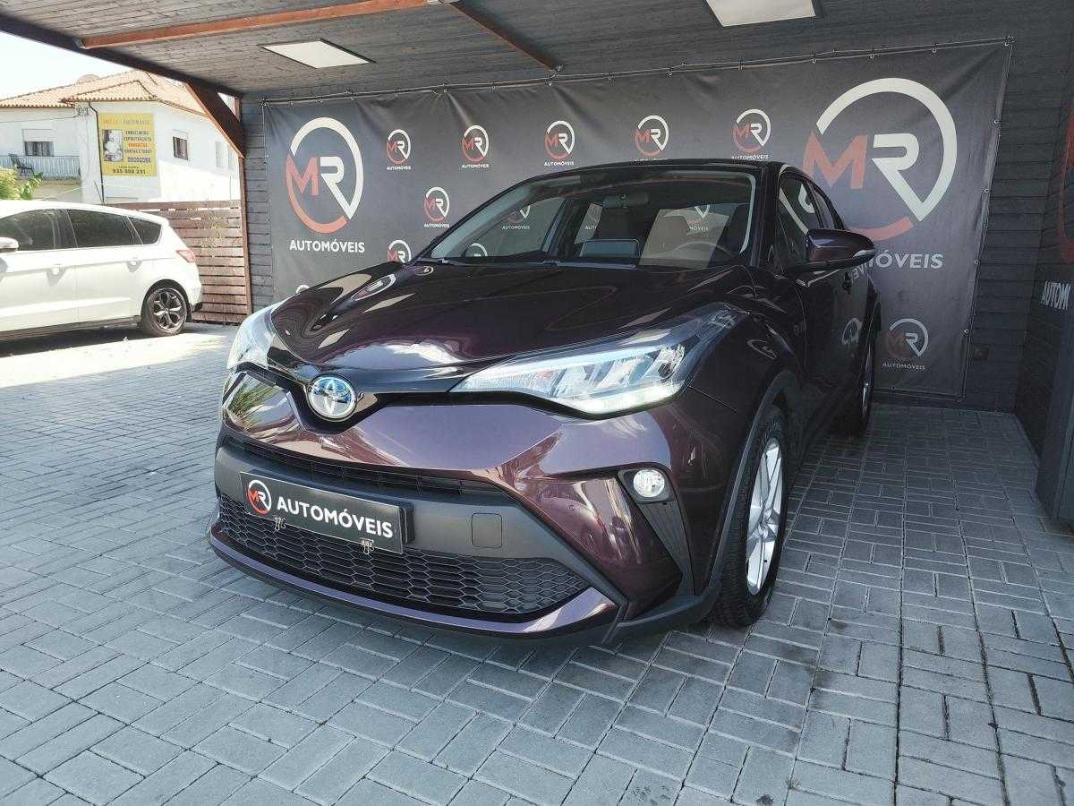 toyota-c-hr-2022-hibrido-a-gasolina-1798cc