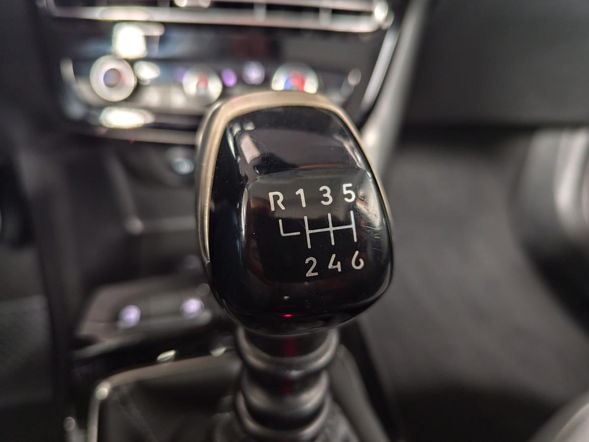 opel-mokka-2023-gasolina-1199cc