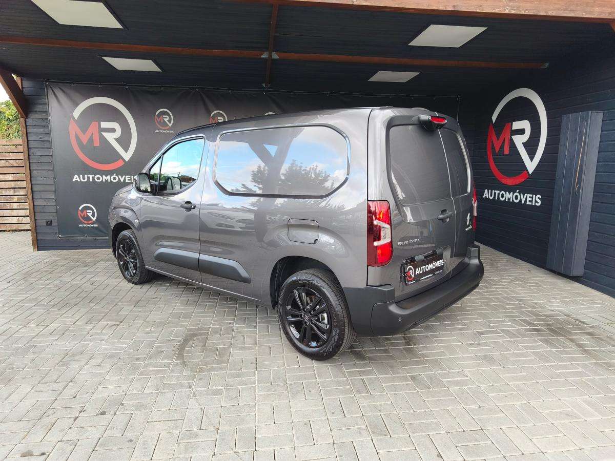citroen-berlingo-2022-diesel-1499cc