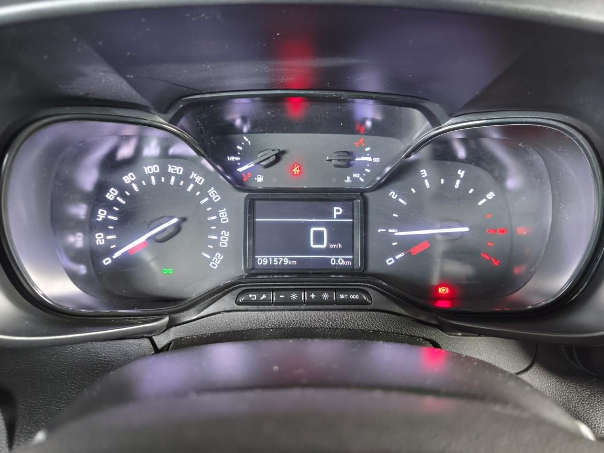 citroen-berlingo-2022-diesel-1499cc