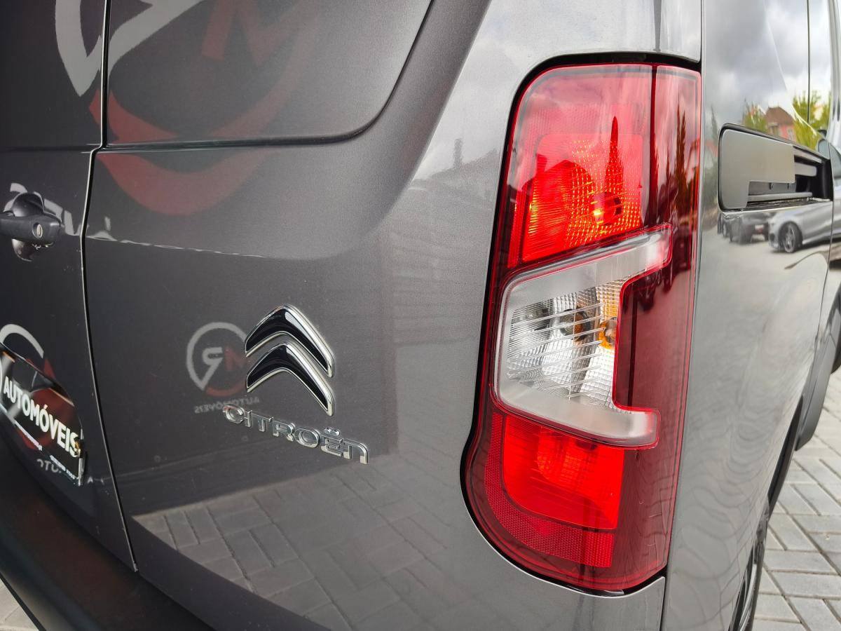 citroen-berlingo-2022-diesel-1499cc
