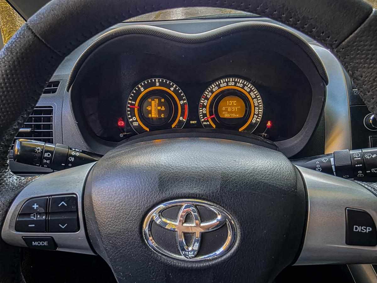 toyota-auris-1-4-d-4d-2010-diesel-1364cc