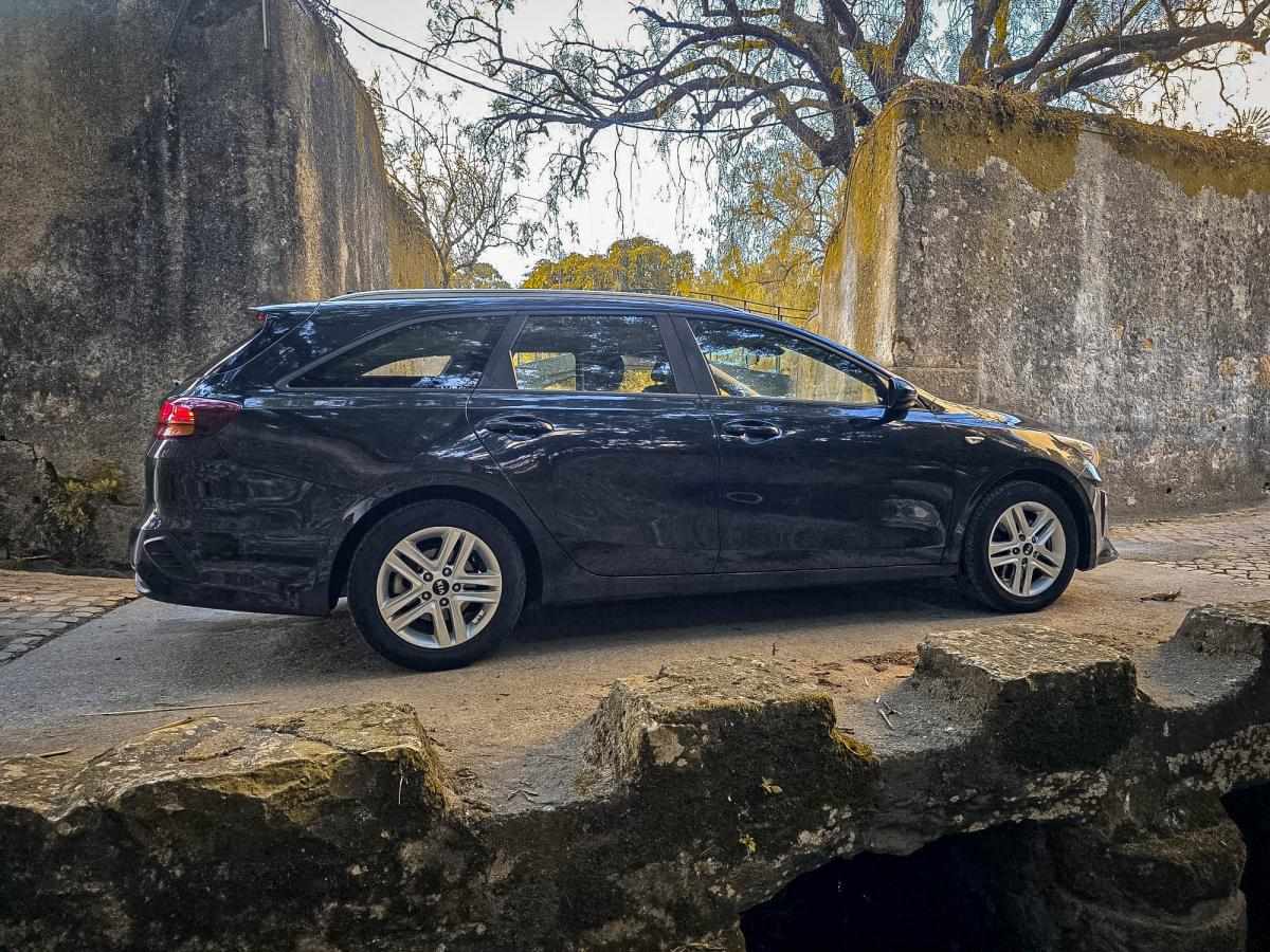 kia-ceed-sw-1-6-crdi-2019-diesel-1600cc