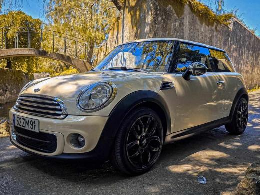 mini-hatch-d-2-0-2012-diesel-1598cc