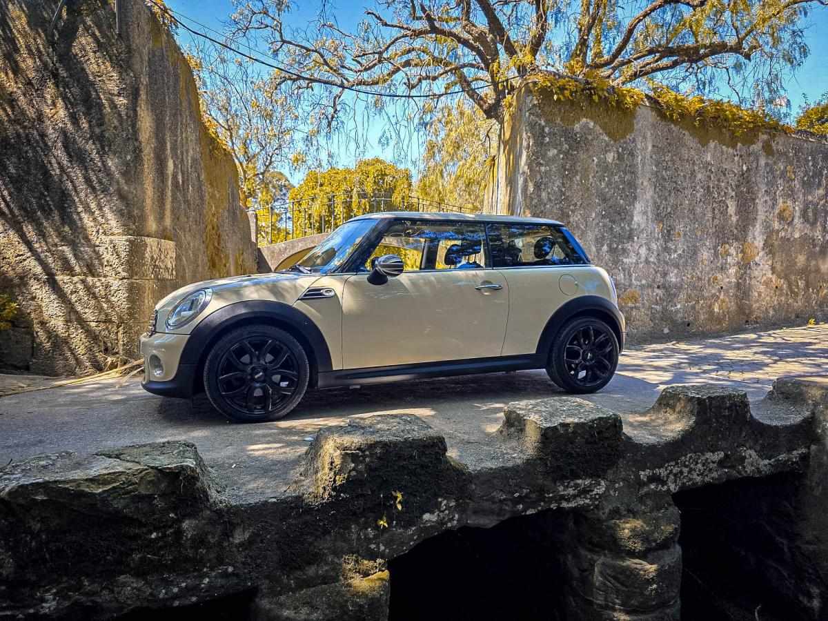 mini-hatch-d-2-0-2012-diesel-1598cc