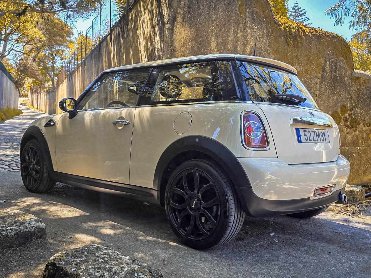 mini-hatch-d-2-0-2012-diesel-1598cc