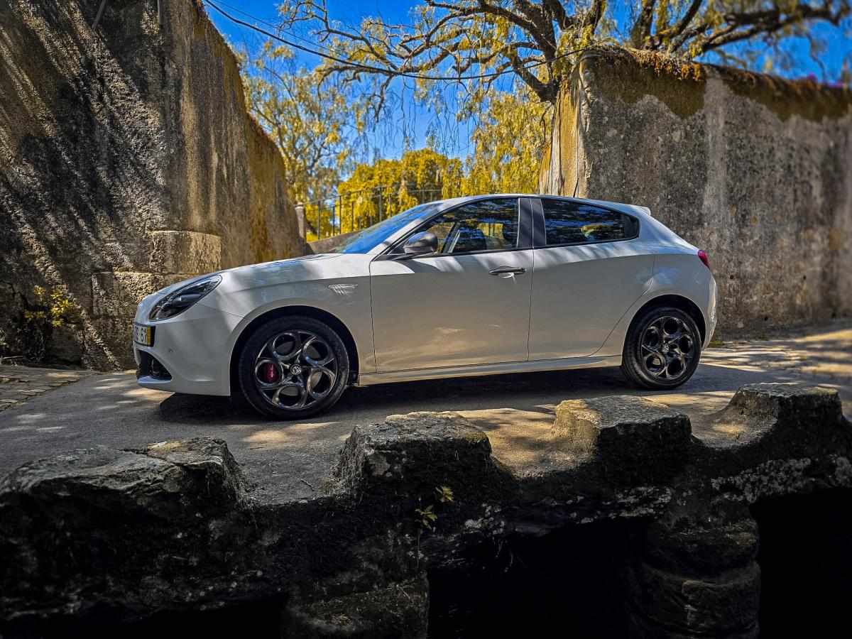 alfa-romeo-giulietta-1-6-jtdm-16v-2017-diesel-1598cc