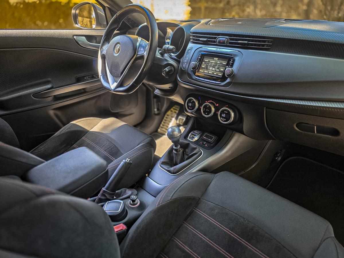 alfa-romeo-giulietta-1-6-jtdm-16v-2017-diesel-1598cc