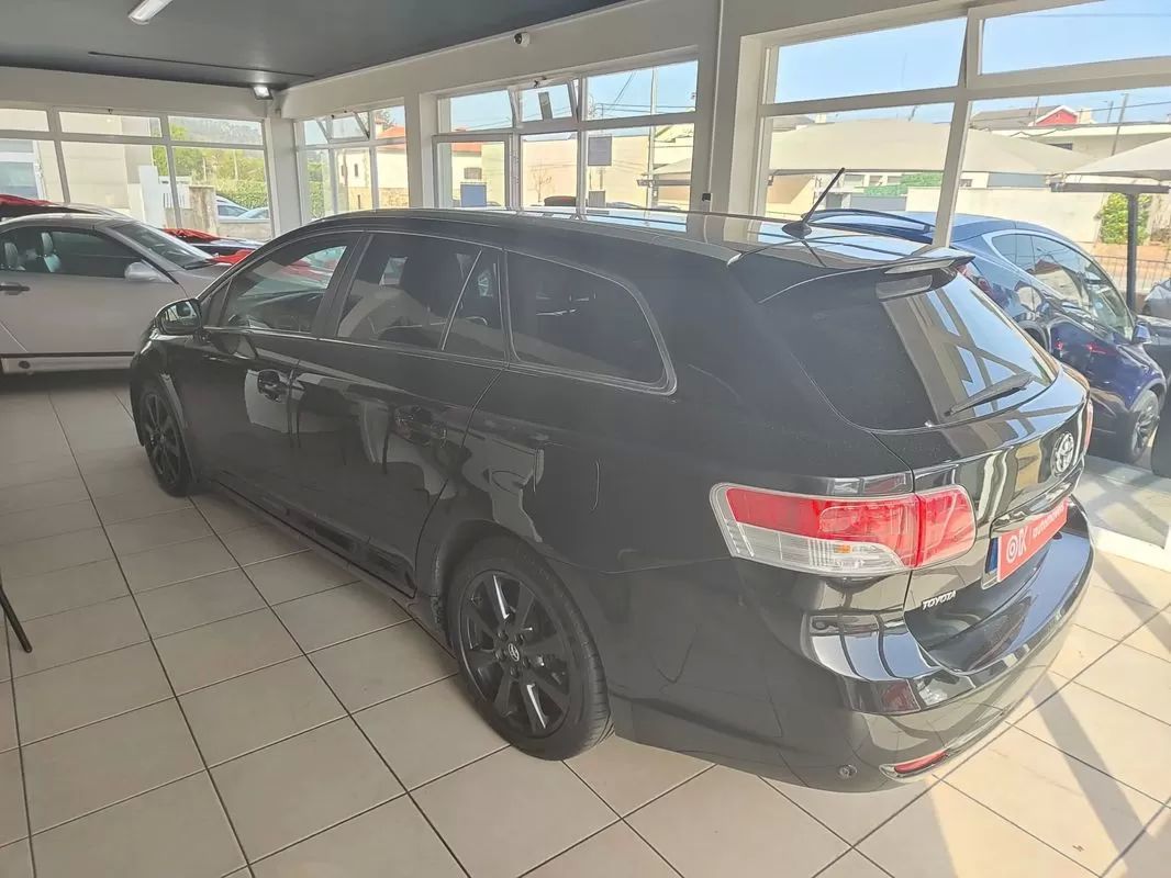 toyota-avensis-sw-2009-diesel-2231cc