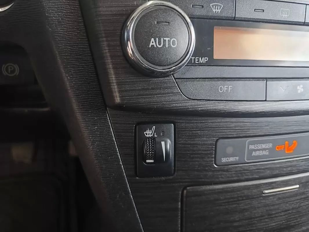 toyota-avensis-sw-2009-diesel-2231cc