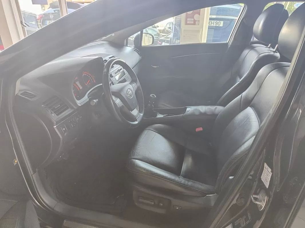 toyota-avensis-sw-2009-diesel-2231cc