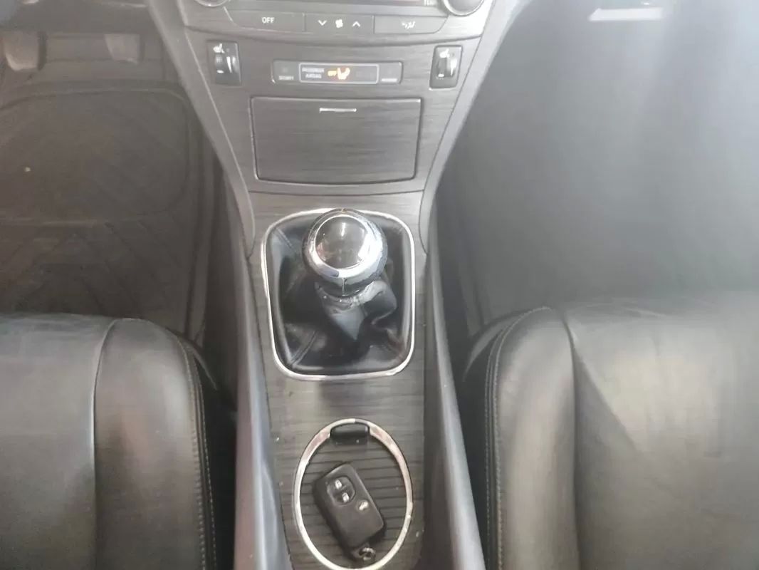 toyota-avensis-sw-2009-diesel-2231cc