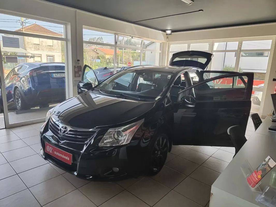toyota-avensis-sw-2009-diesel-2231cc