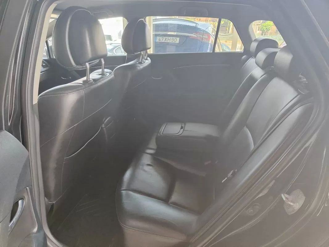 toyota-avensis-sw-2009-diesel-2231cc