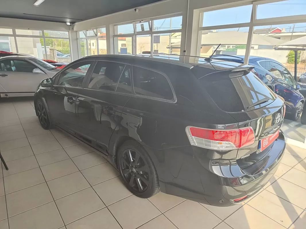 toyota-avensis-sw-2009-diesel-2231cc
