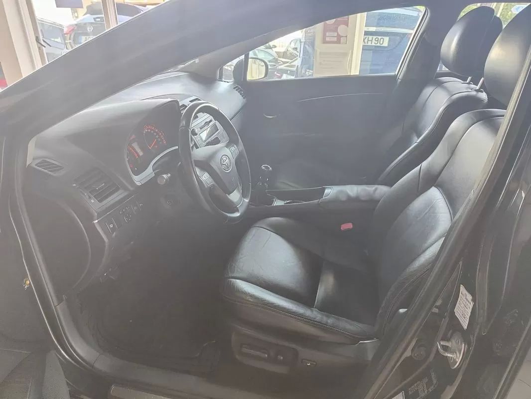 toyota-avensis-sw-2009-diesel-2231cc