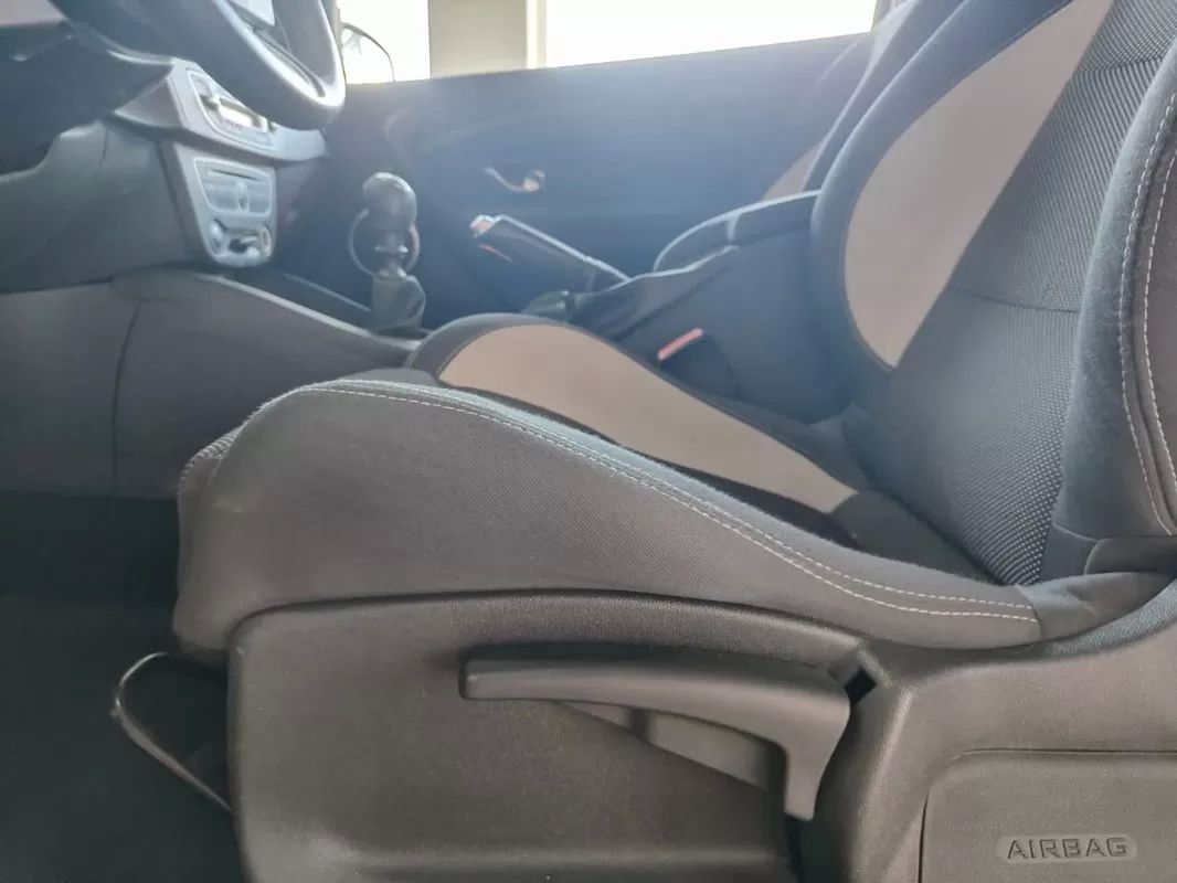 renault-megane-coupe-2010-gasolina-1998cc