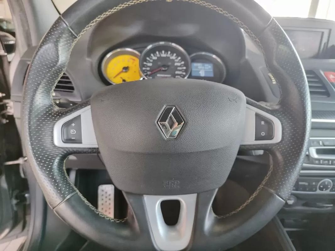 renault-megane-coupe-2010-gasolina-1998cc
