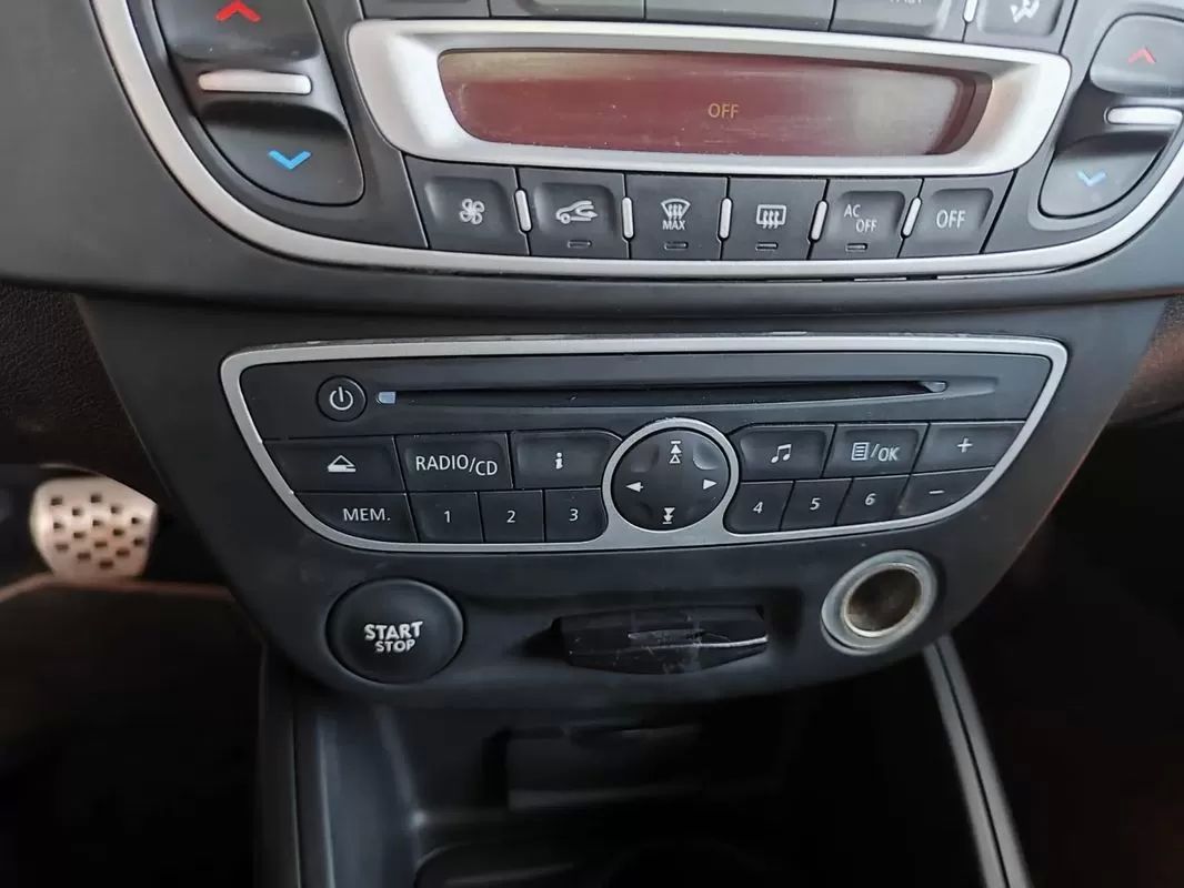 renault-megane-coupe-2010-gasolina-1998cc