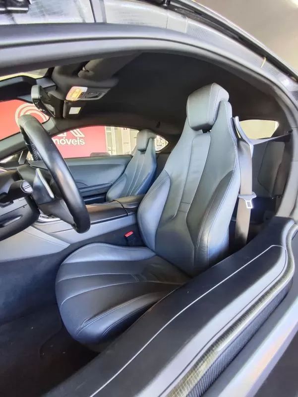 bmw-i8-2017-hibrido-1499cc