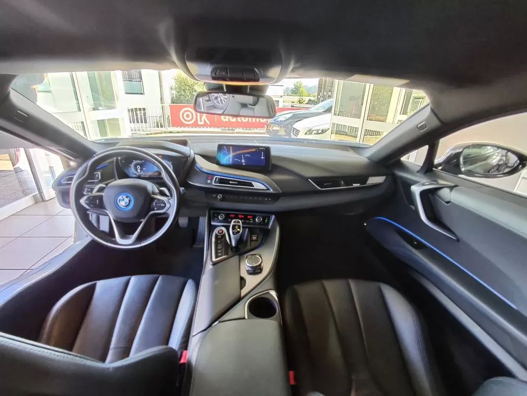 bmw-i8-2017-hibrido-1499cc