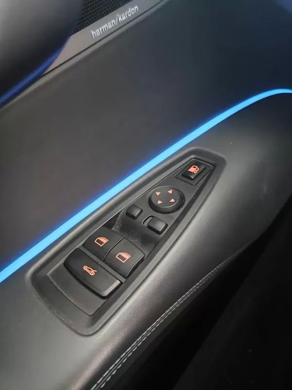 bmw-i8-2017-hibrido-1499cc