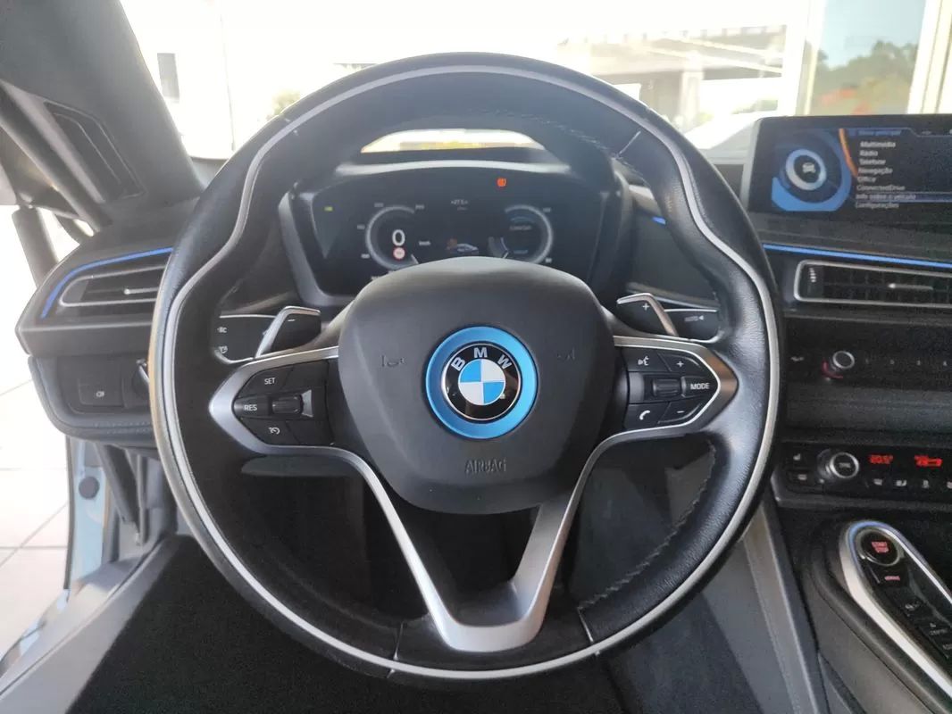 bmw-i8-2017-hibrido-1499cc