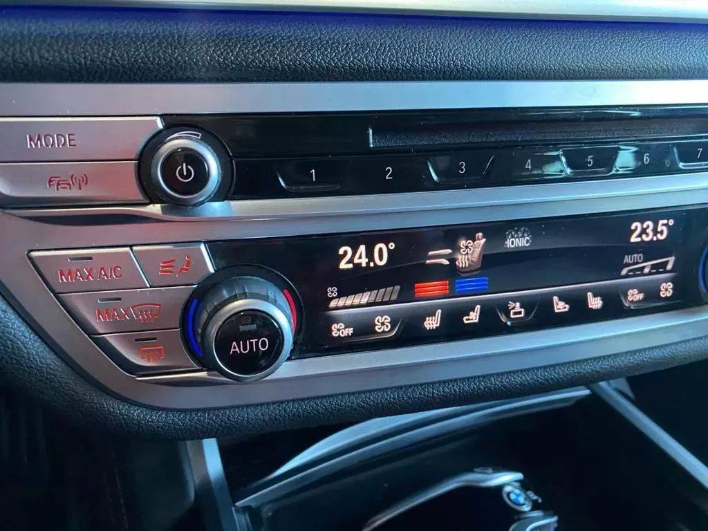 bmw-serie-7-2021-diesel-2993cc