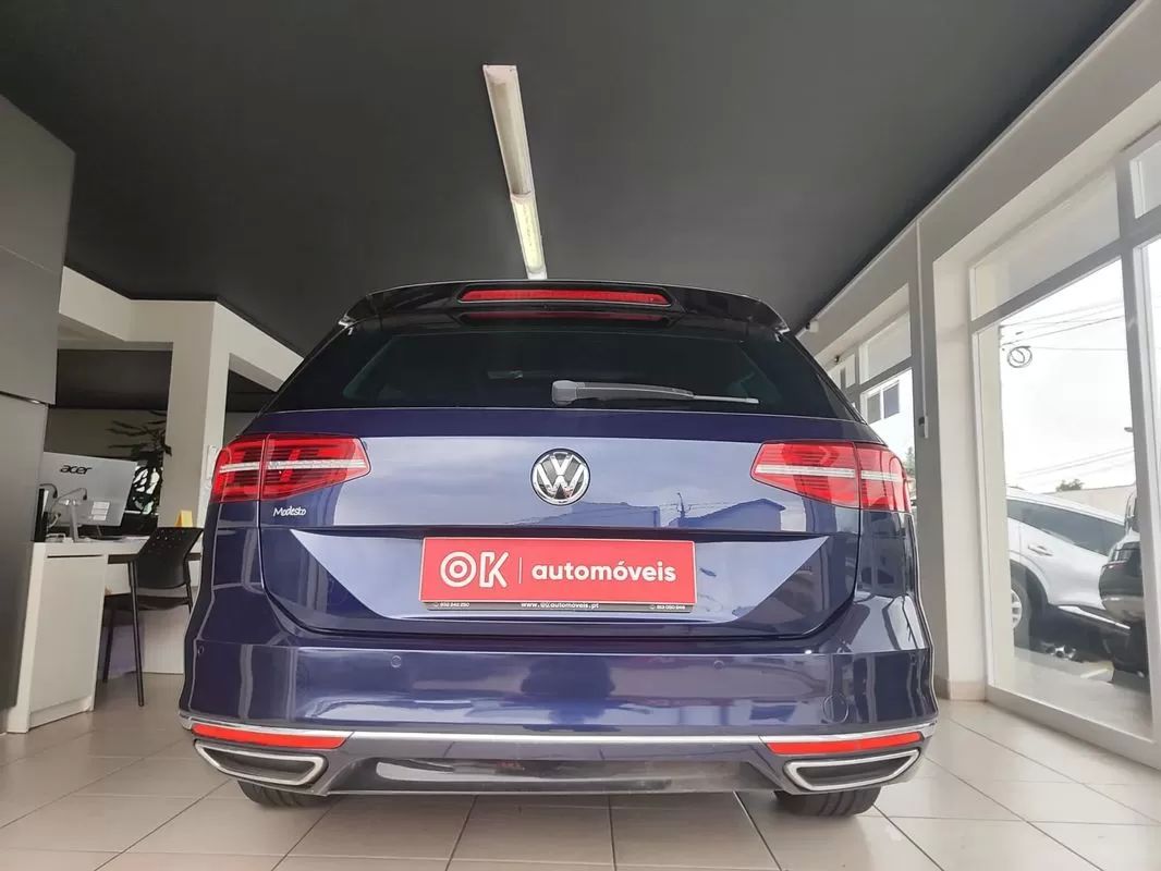 volkswagen-passat-variant-2018-diesel-1968cc