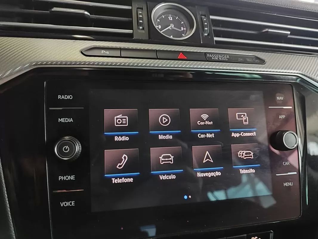 volkswagen-passat-variant-2018-diesel-1968cc