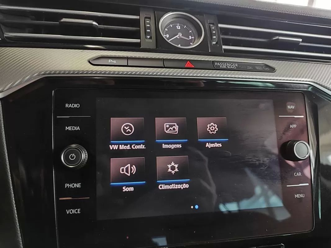 volkswagen-passat-variant-2018-diesel-1968cc