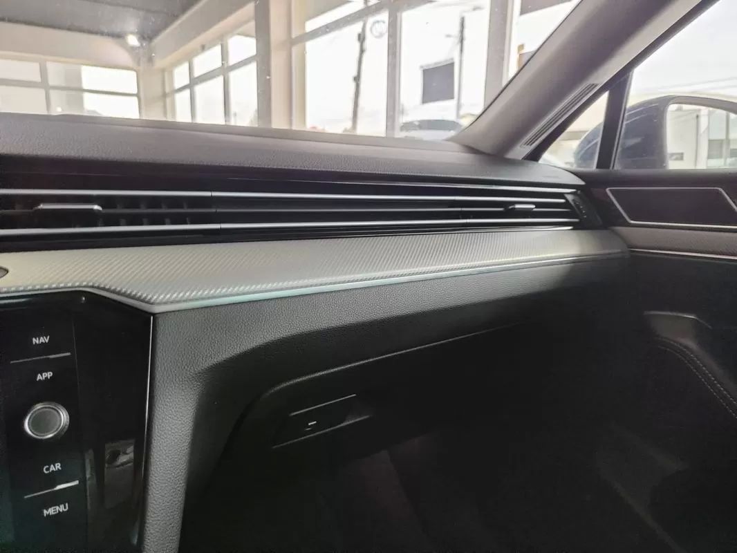 volkswagen-passat-variant-2018-diesel-1968cc