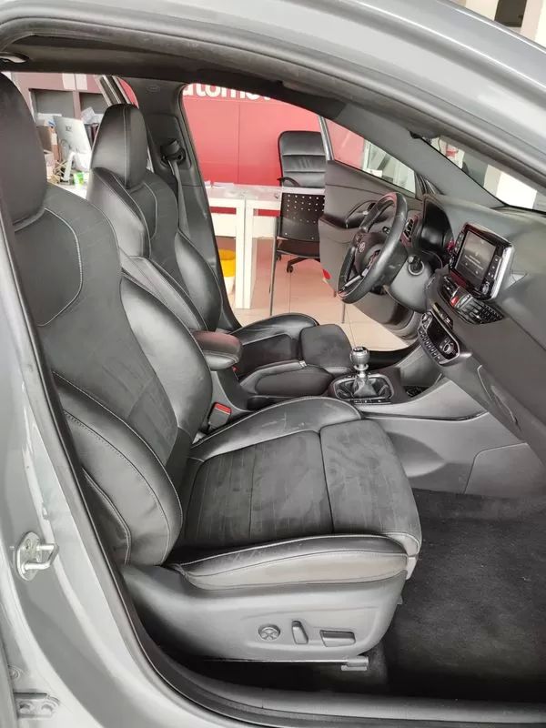 hyundai-i30-2018-gasolina-1998cc