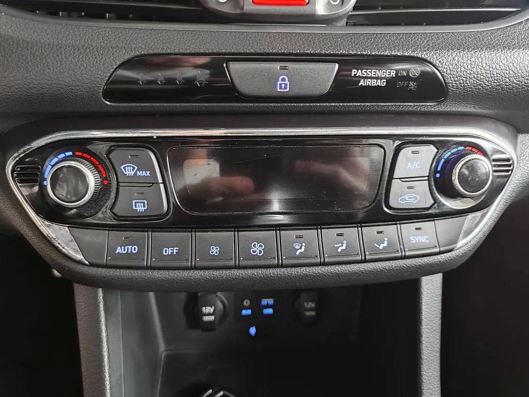 hyundai-i30-2018-gasolina-1998cc