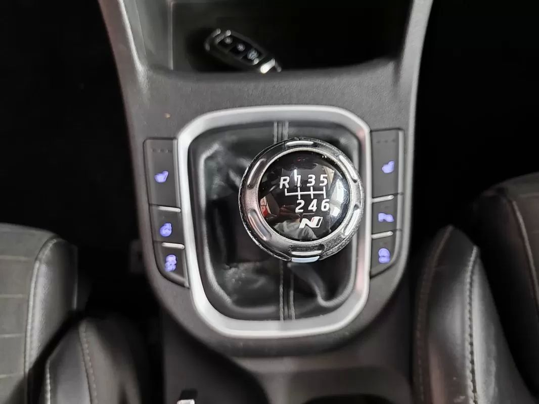 hyundai-i30-2018-gasolina-1998cc