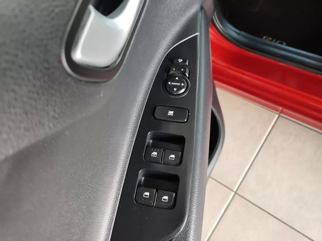 kia-rio-2019-gasolina-998cc