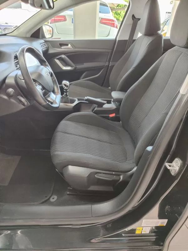 peugeot-308-2014-diesel-1560cc