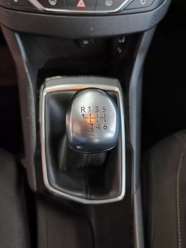 peugeot-308-2014-diesel-1560cc