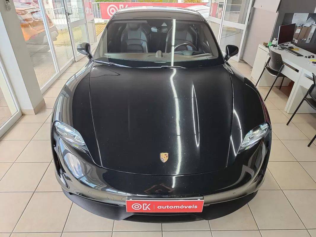 porsche-taycan-2020-eletrico-200cc