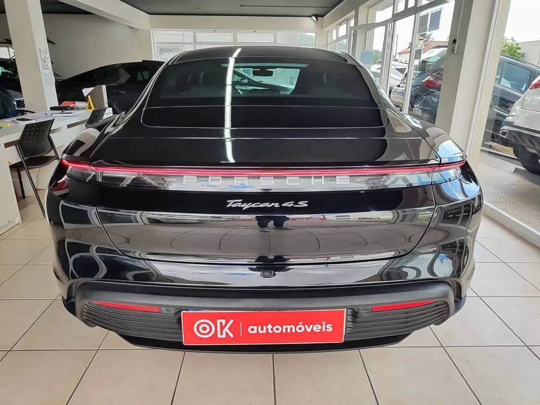 porsche-taycan-2020-eletrico-200cc