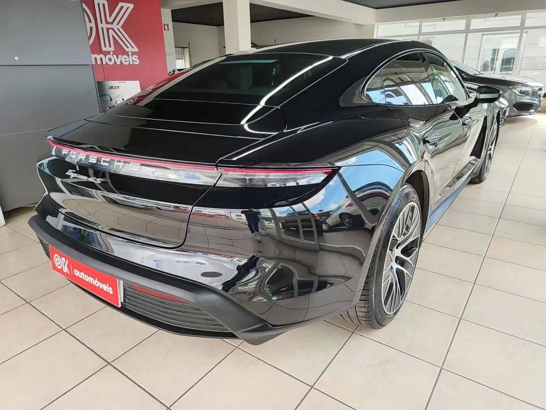 porsche-taycan-2020-eletrico-200cc
