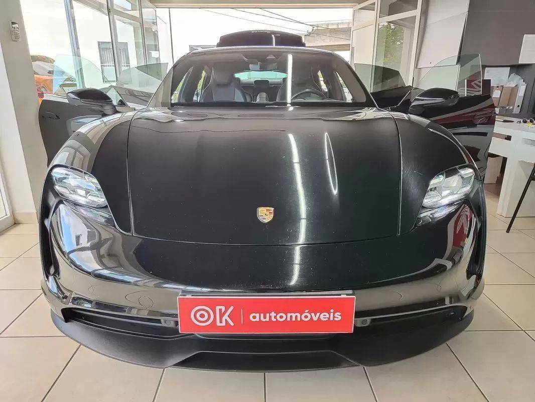 porsche-taycan-2020-eletrico-200cc
