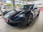 porsche-taycan-2020-eletrico-200cc