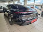porsche-taycan-2020-eletrico-200cc