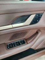 porsche-taycan-2020-eletrico-200cc