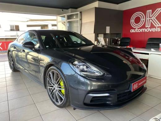 porsche-panamera-2018-hibrido-2894cc