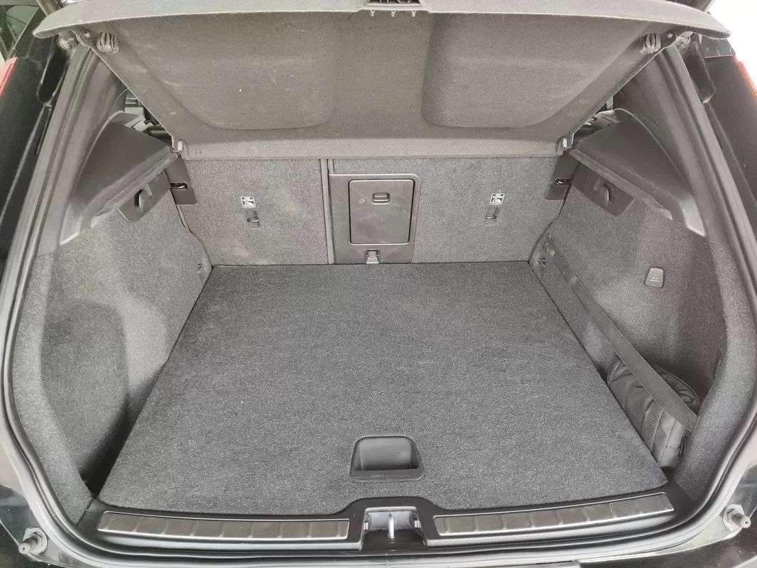 volvo-xc40-2020-hibrido-1477cc