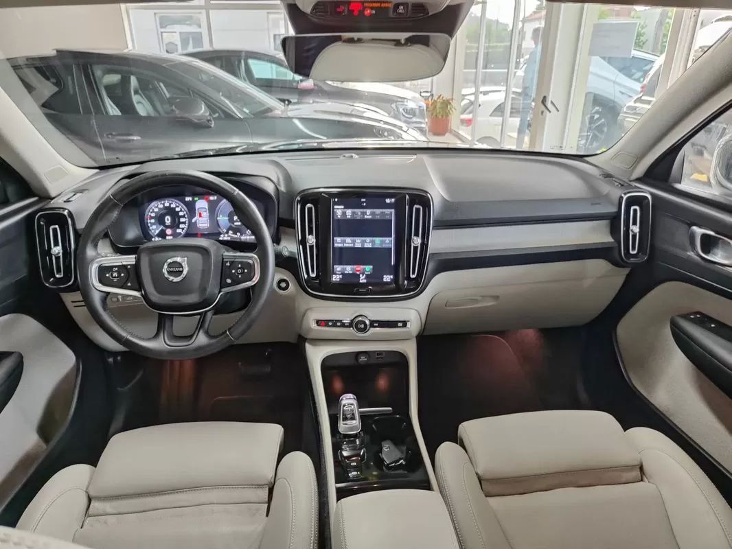 volvo-xc40-2020-hibrido-1477cc
