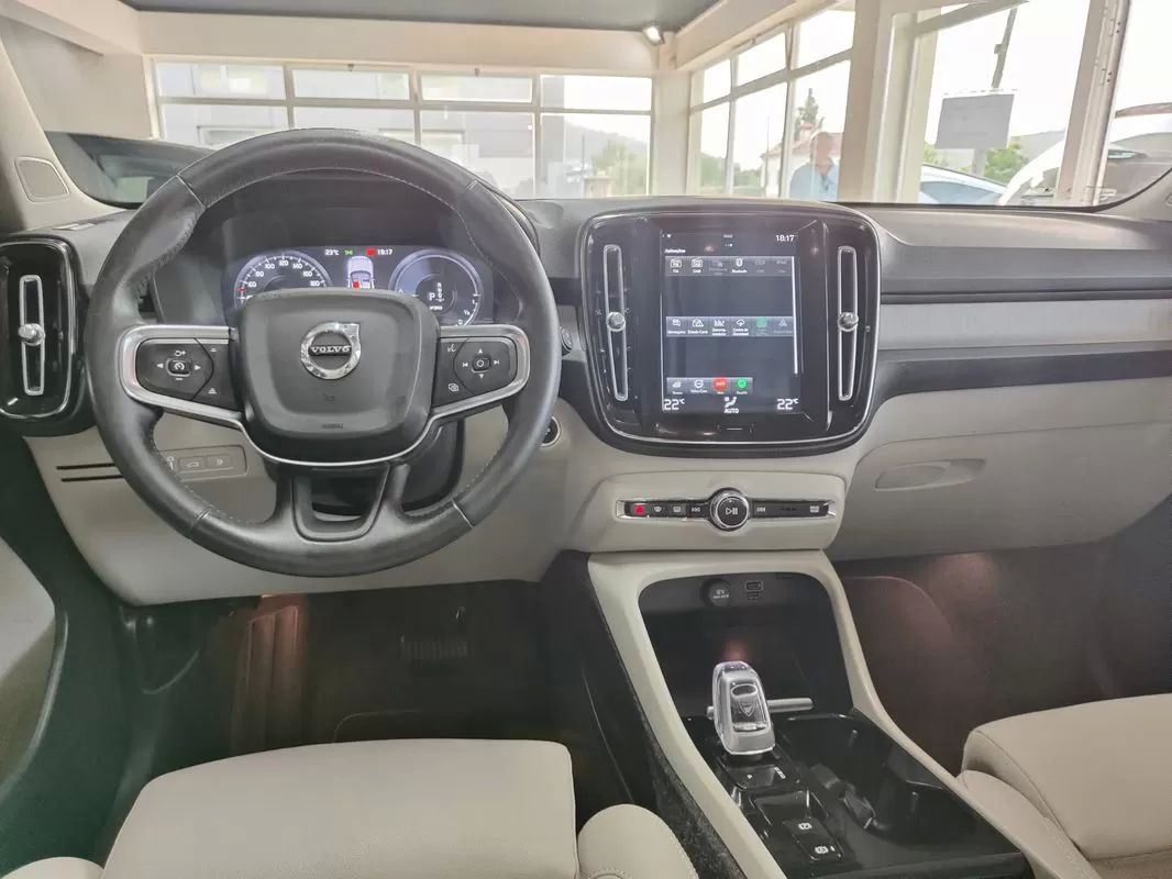 volvo-xc40-2020-hibrido-1477cc
